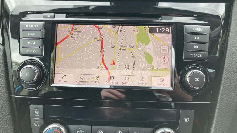 Nissan Qashqai 1.3 DiG-T 160 Acenta Premium 5dr Petrol Hatchback